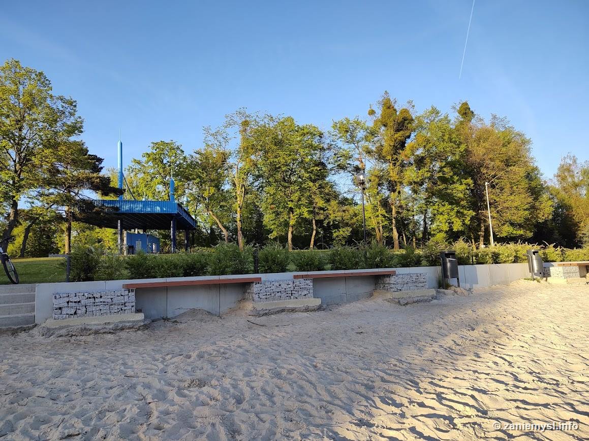 Plaża i amfiteatr